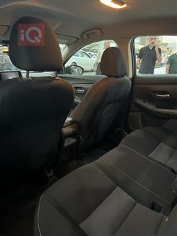 نیسان سێنترا
